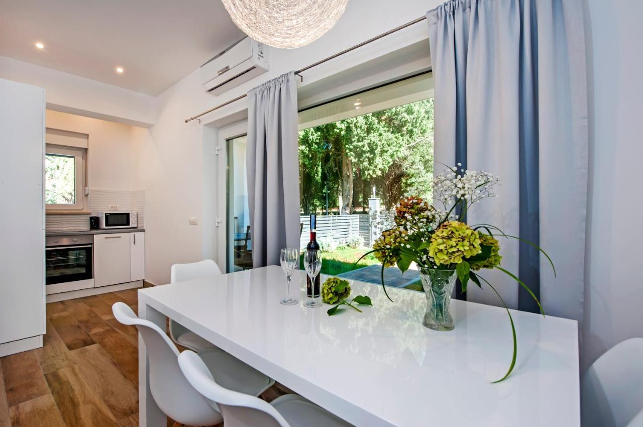Apartmani Brajkovic Rovigno Esterno foto