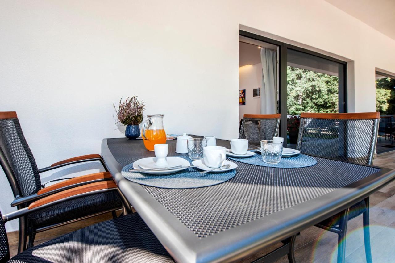 Apartmani Brajkovic Rovigno Esterno foto