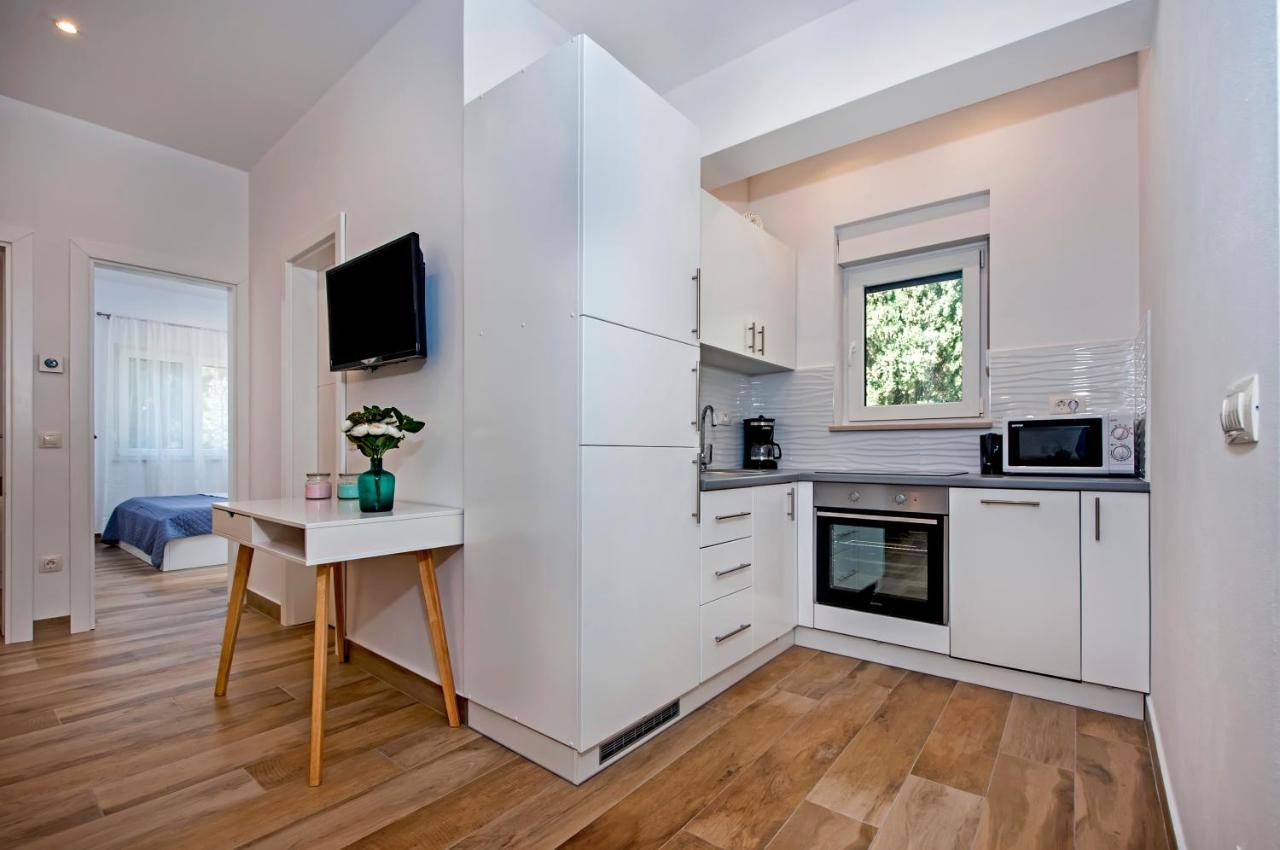 Apartmani Brajkovic Rovigno Esterno foto