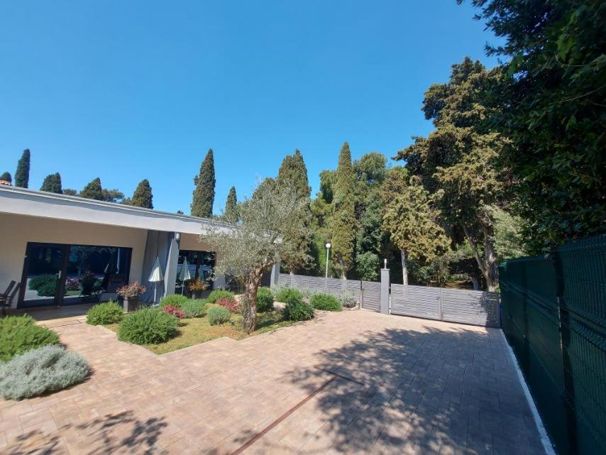 Apartmani Brajkovic Rovigno Esterno foto