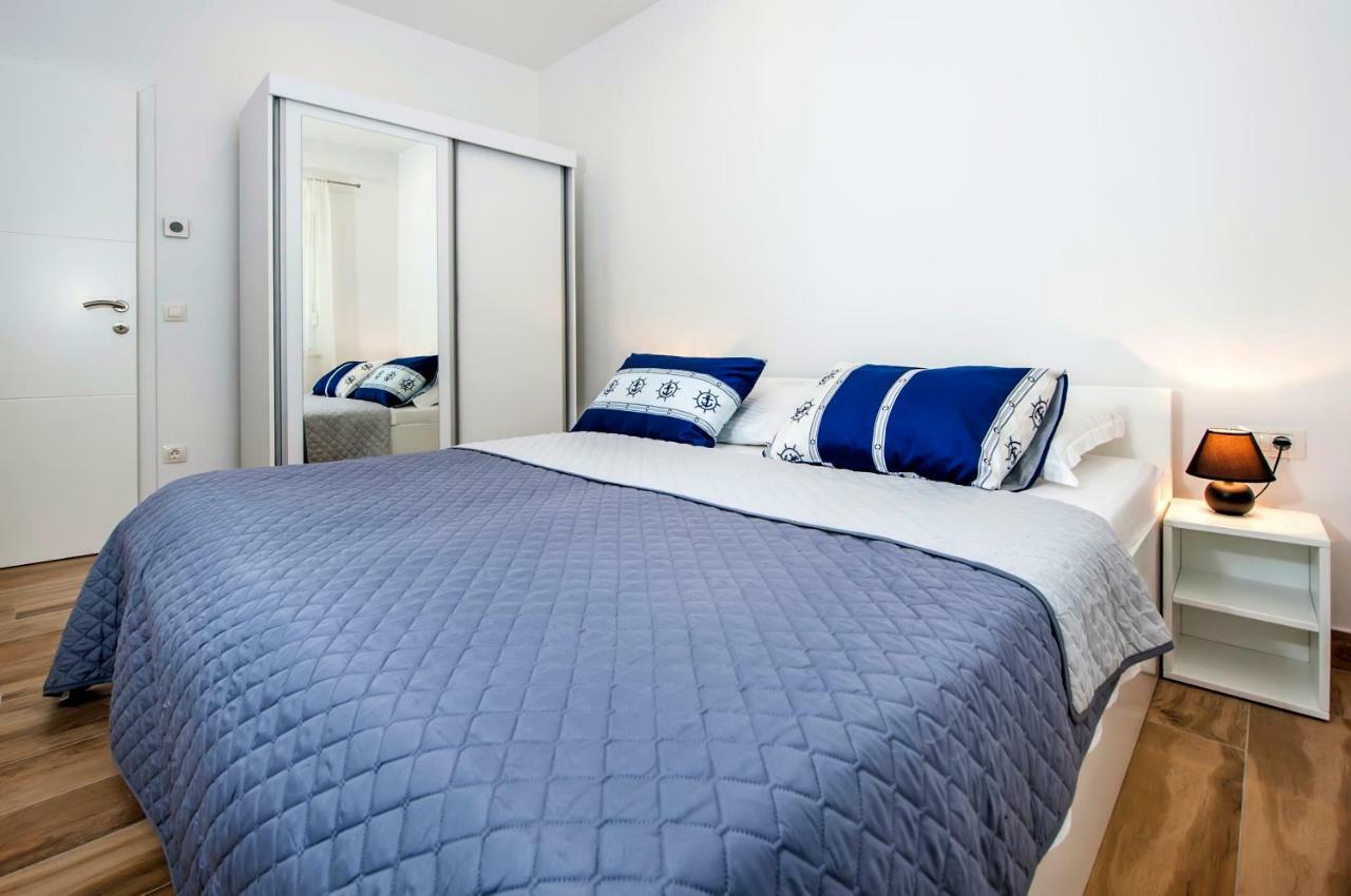 Apartmani Brajkovic Rovigno Esterno foto