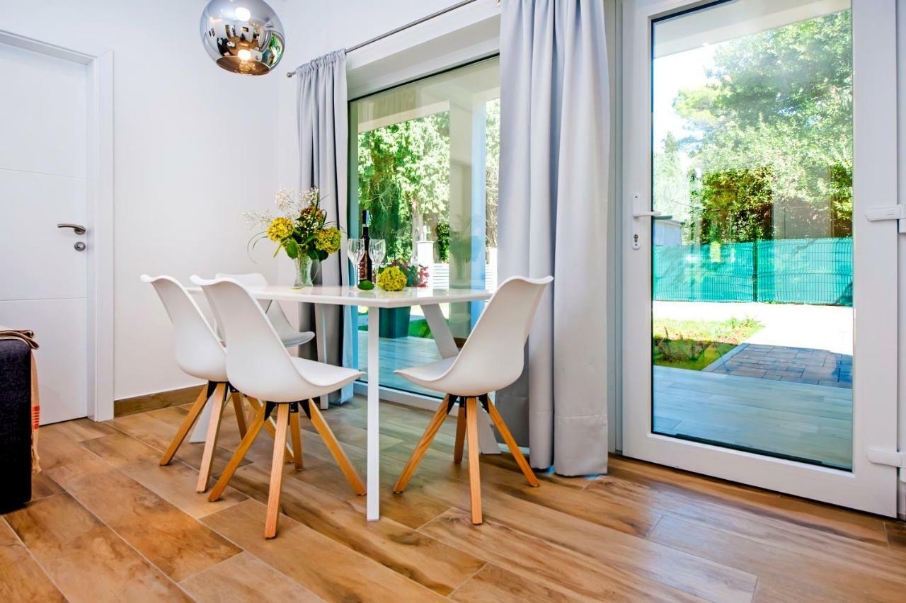 Apartmani Brajkovic Rovigno Esterno foto