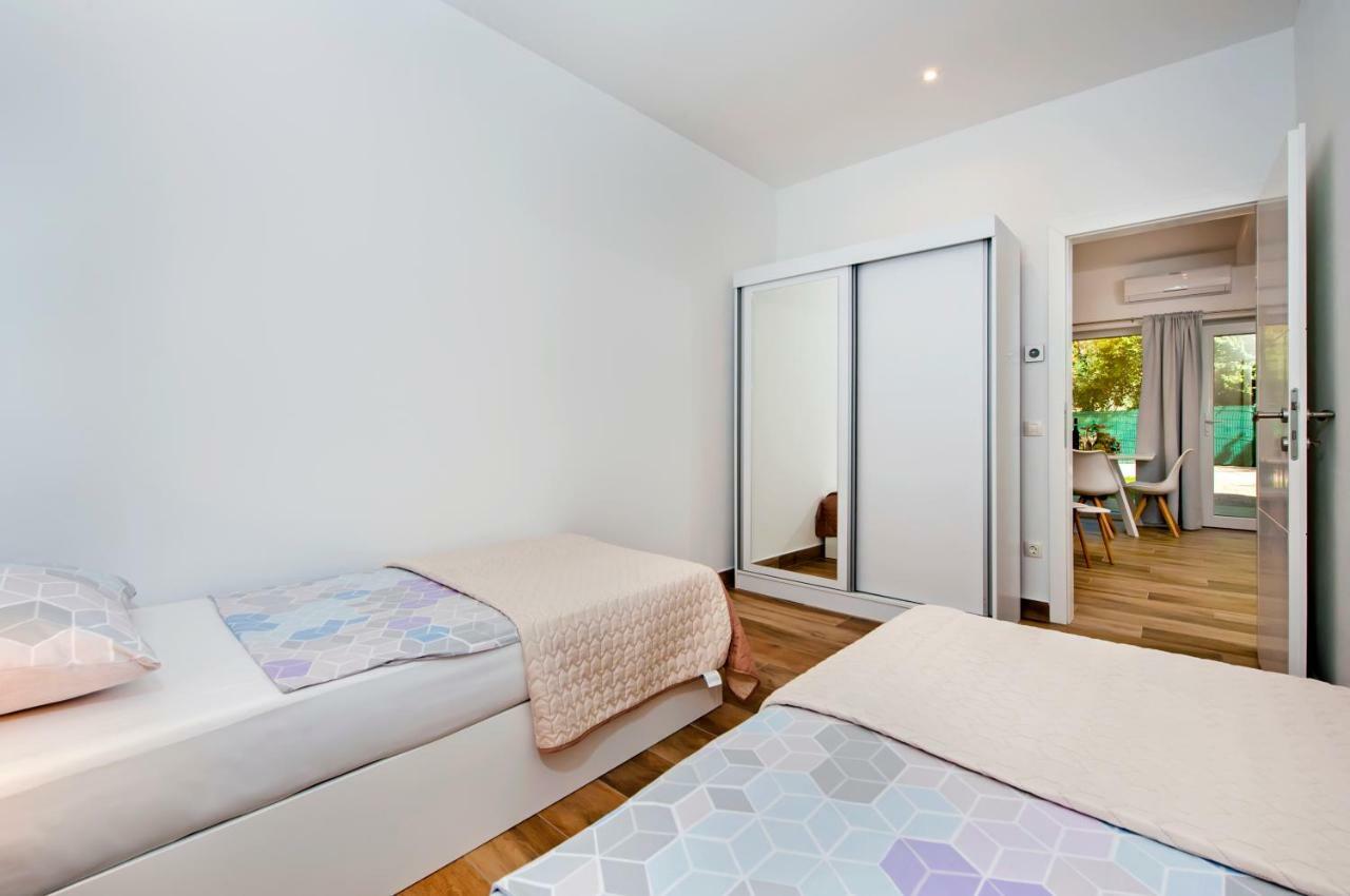 Apartmani Brajkovic Rovigno Esterno foto